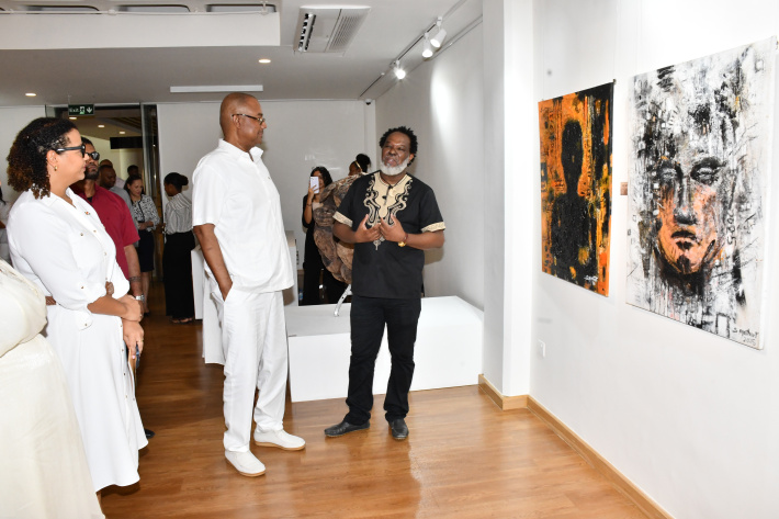 Echoes Across the Ocean opens at National Gallery