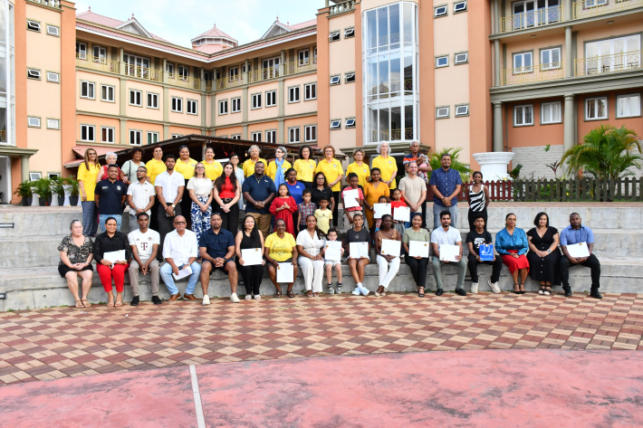 Soroptimist International Club of Victoria celebrates 30th Anniversary with lottery prize-giving   