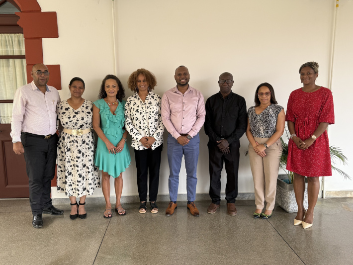 Health minister meets with Liam’s Rainbow Foundation