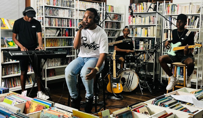 Cinq jeunes groupes et artistes seychellois enregistrent leurs compositions en français grâce au projet Culture +