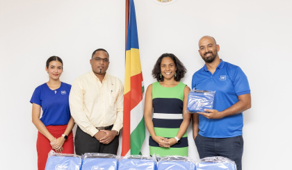 H Savy Insurance donates first aid kits to NSC