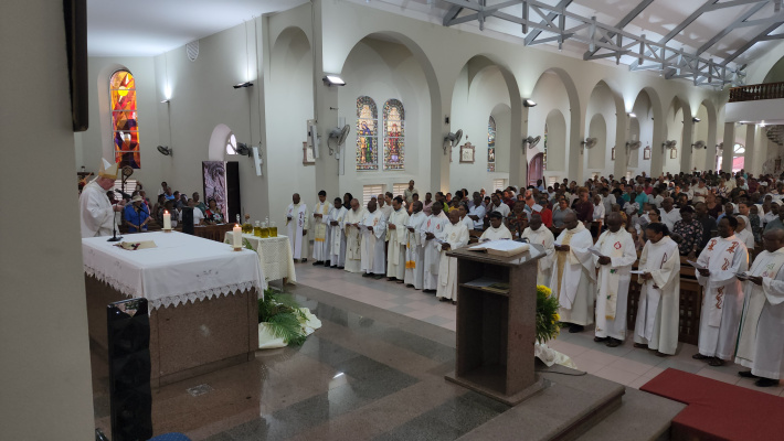 Chrism mass marks final celebration before the Paschal Triduum