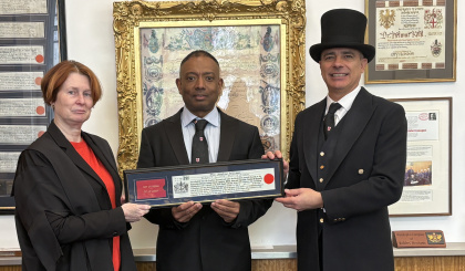 Seychellois ophthalmologist admitted as Freeman of the City of London   