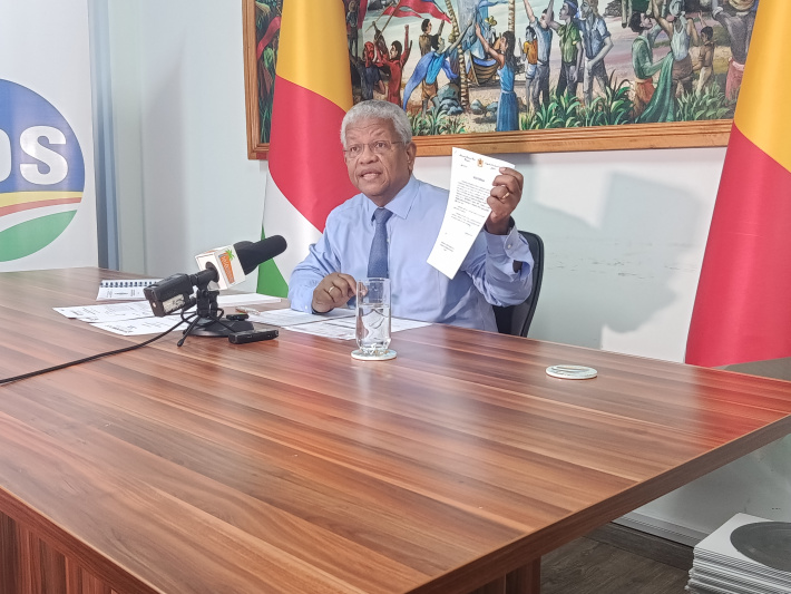 Former President Ramkalawan denounces body search