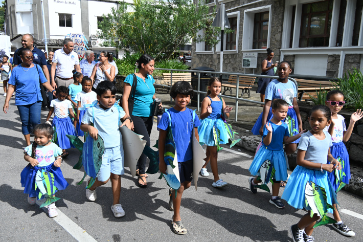 Children march in Victoria to protect tuna and the ocean