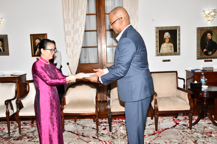 Vietnam reaffirms commitment to strengthening ties with Seychelles