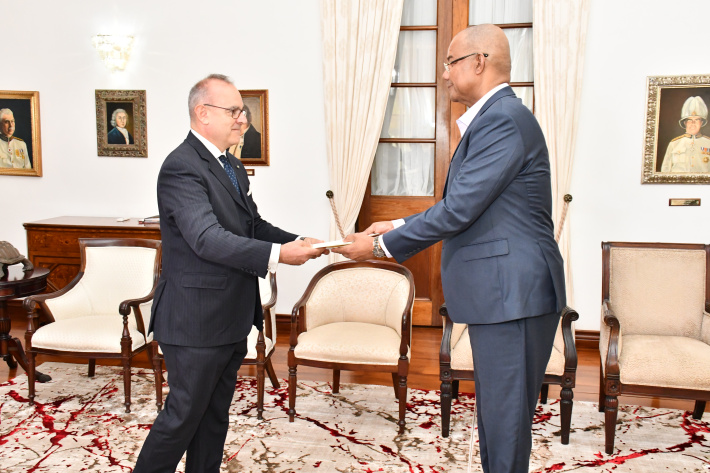 Seychelles and Italy strengthen ties in tourism and maritime security