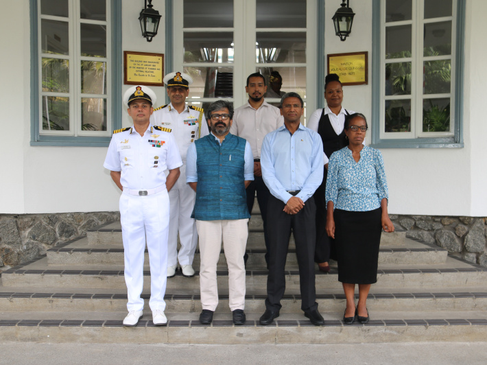 Minister Faure meets Commanding Officer from visiting Indian naval ship
