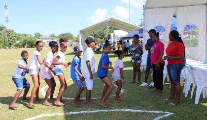 Progranm Neighbourhood Recreational Activities i relanse lo zil pros