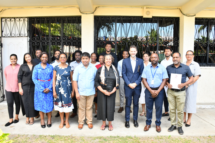 UniSey and University of Oxford celebrate second cohort of data concepts and applications graduates   