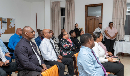 Assembly members, staff join deep-sea research session