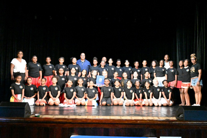 40 dance students depart for Mauritius workshop