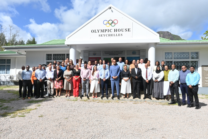 Senior public service leaders urged to turn training into action