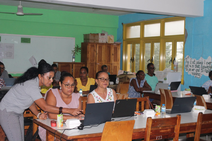 Atelier de formation pédagogique de l’ASEF à Baie Sainte Anne