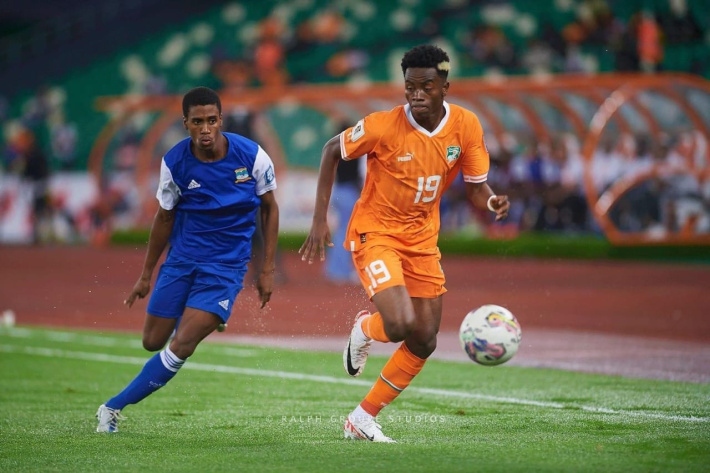 Up Close with Stephane Ladouce, former footballer and aspiring artist