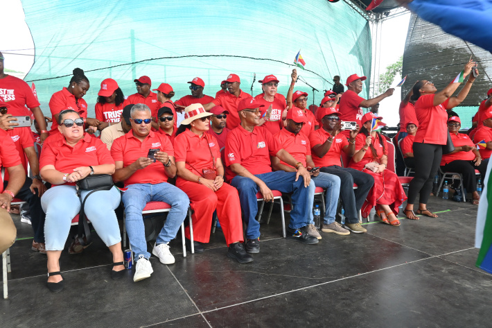 United Seychelles i selebre 1-an  opouvwar avek en gran rali
