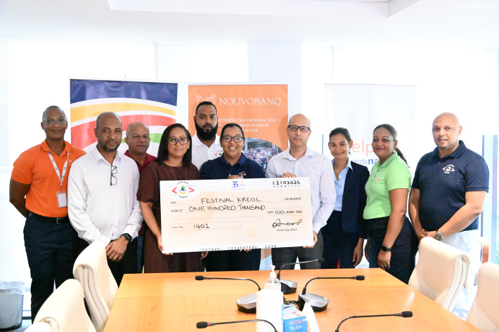 Nouvobanq i kontribye R100,000 anver 41enm Festival Kreol