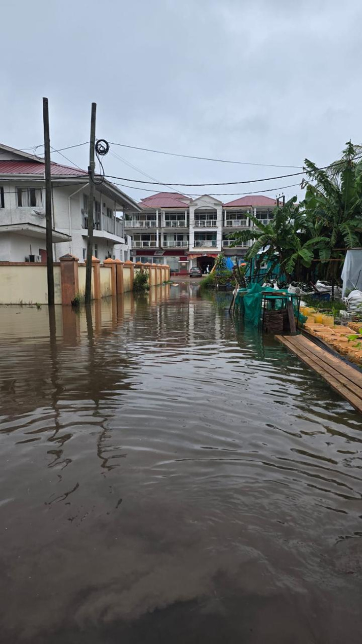 Praslin hit hard by severe weather