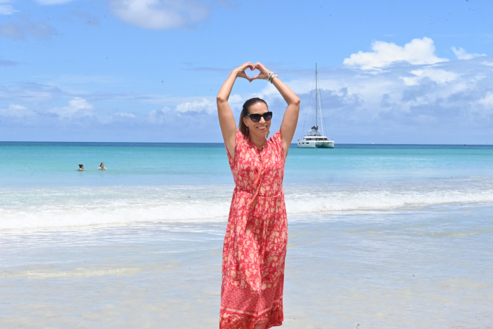 Hungarian travel blogger marks 100th country milestone in Seychelles