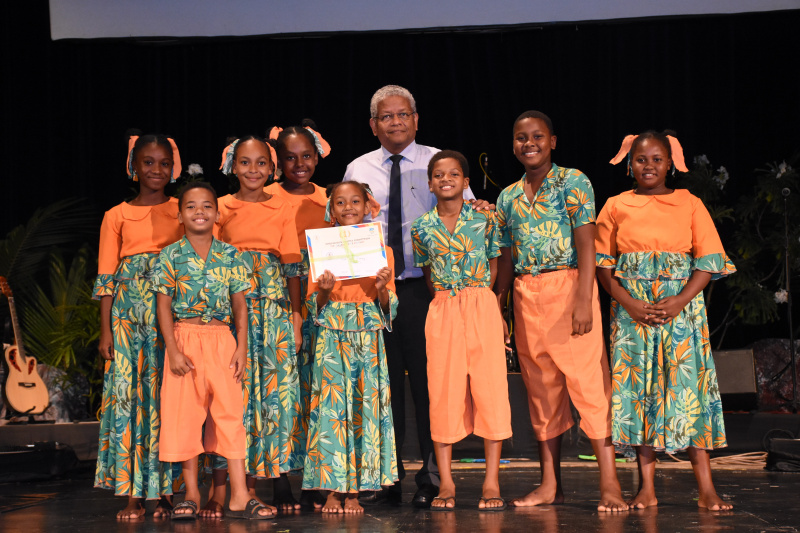 Anse Boileau primary, Plaisance secondary grand winners of the Inter